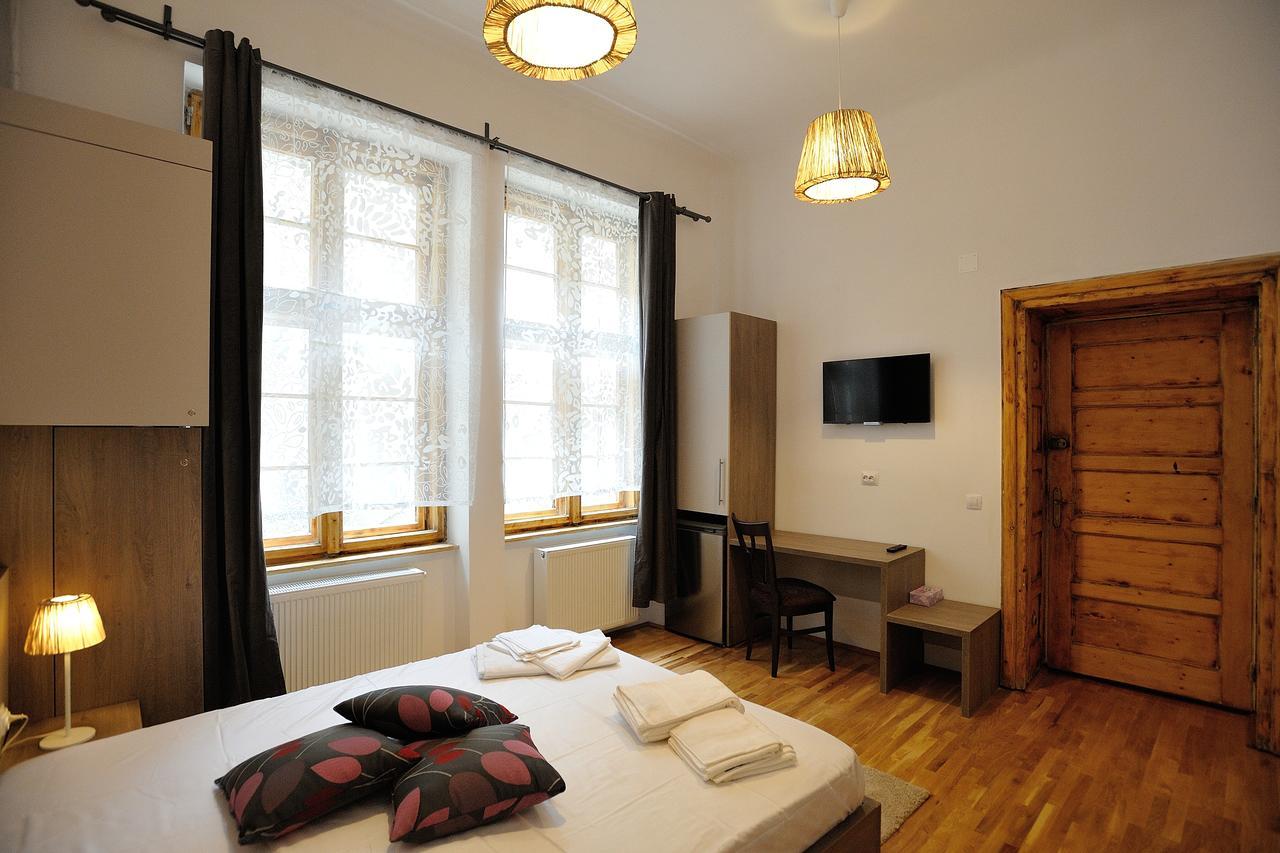 Dinicu Residence - Central Location Brasov Ngoại thất bức ảnh